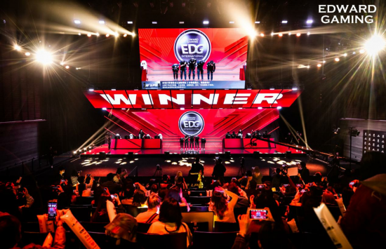 KPL春季赛精彩回顾：五局激战展现电竞魅力